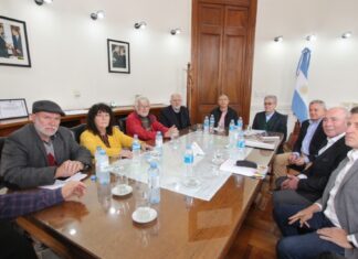 LA PROVINCIA INICIÓ EL DIÁLOGO PARITARIO CON LOS GREMIOS DE LA ADMINISTRACIÓN CENTRAL