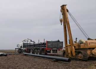 CON LA LLEGADA DE CAÑOS A LA CIUDAD DE CHABÁS, AVANZA LA AMPLIACIÓN DEL GASODUCTO REGIONAL SUR