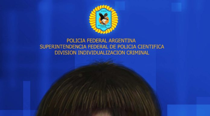 (G)BUSCAN UN NIÑO QUE DESAPARECIÓ A LA EDAD DE 3 AÑOS