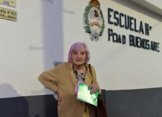 EJEMPLO DE SUPERACIÓN: RETOMÓ SUS ESTUDIOS A LOS 101 AÑOS