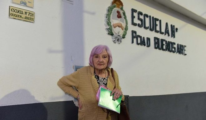 EJEMPLO DE SUPERACIÓN: RETOMÓ SUS ESTUDIOS A LOS 101 AÑOS