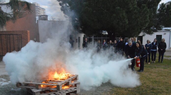 CONCLUYÓ EL CURSO SOBRE PREVENCIÓN DE INCENDIOS PARA TRABAJADORES MUNICIPALES