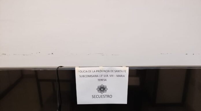 MARÍA TERESA: CONTRATÓ UN FLETE PARA LLEVAR COSAS ROBADAS Y AL SER DESCUBIERTO HUYÓ