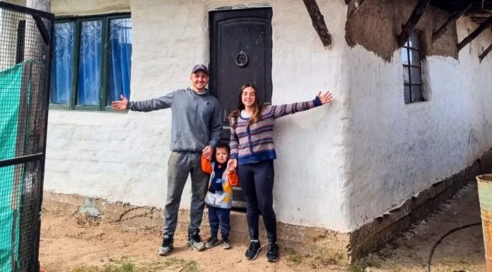 CORRAL DE BUSTOS: BIOCONSTRUCTORES Y SUS CASAS DE ADOBE