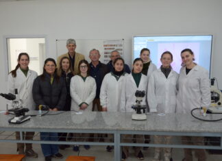 Costamagna entregó créditos a productores del Departamento General López afectados por la sequía