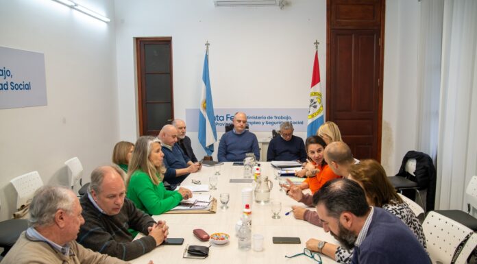 La provincia se reunió con los gremios representantes de los profesionales de la salud