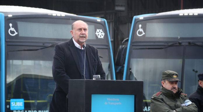 Perotti y Massa presentaron el sistema de alerta automotor de sube y el 911 federal en Rosario