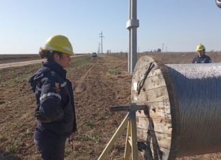 Avanza la obra de la línea eléctrica que vinculará Firmat con Berabevú