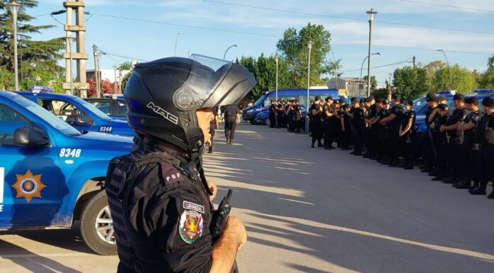 Pagan signación especial para reponer los uniformes y equipos de la Policía, Iapip y Servicio Penitenciario