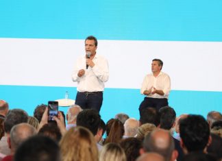 Perotti Y Massa mantuvieron un encuentro con empresarios e industriales de la región