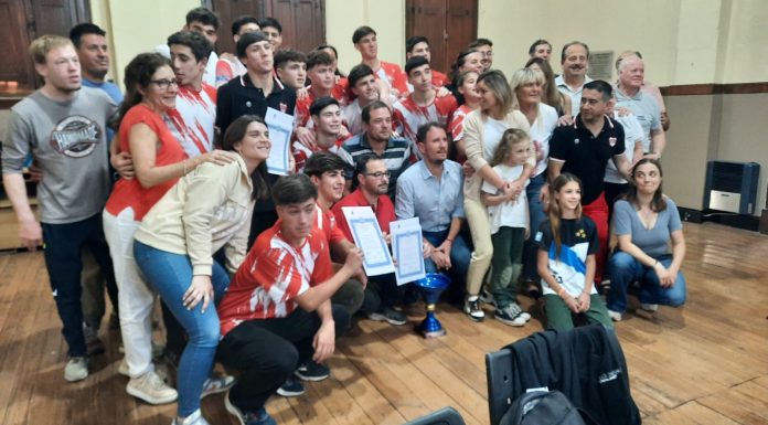 EL CONCEJO DECLARÓ DE INTERÉS DEPORTIVO AL CLUB ATENAS Y SUS JUGADORES CAMPEONES