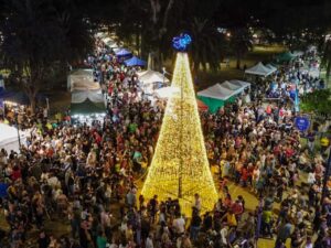 Gran cantidad de público para celebrar la Inmaculada Concepción de María, patrona de la ciudad