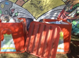La Dirección de Medio Ambiente recuerda dar un uso adecuado a las campanas de residuos reciclables