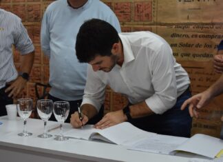 FIRMA DE CONVENIOS CON VIALIDAD PROVINCIAL PARA MEJORAR LA RED VIAL EN DISTRITOS DE GENERAL LÓPEZ