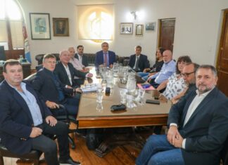 Paritaria: “El Gobierno está haciendo un esfuerzo enorme y presenta la mejor oferta posible”