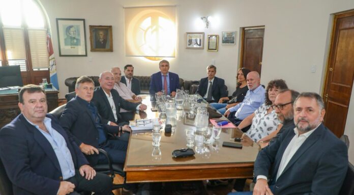 Paritaria: “El Gobierno está haciendo un esfuerzo enorme y presenta la mejor oferta posible”