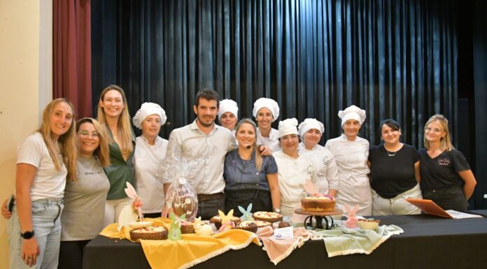 GRAN PARTICIPACIÓN EN EL CURSO PARA ELABORAR HUEVOS Y ROSCAS DE PASCUA