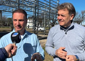 El ministro Enrico anunció la iluminación de la ruta 93 en el ingreso a Firmat