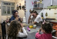 SEGÚN EL INDEC: CUÁNTO NECESITÓ UNA FAMILIA PARA NO SER POBRE EN ENERO